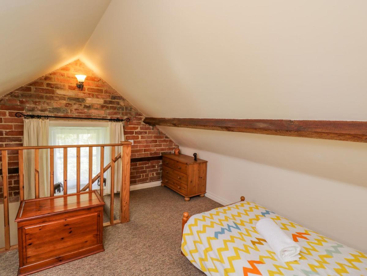 Parkfield Cottage Sturminster Marshall Экстерьер фото