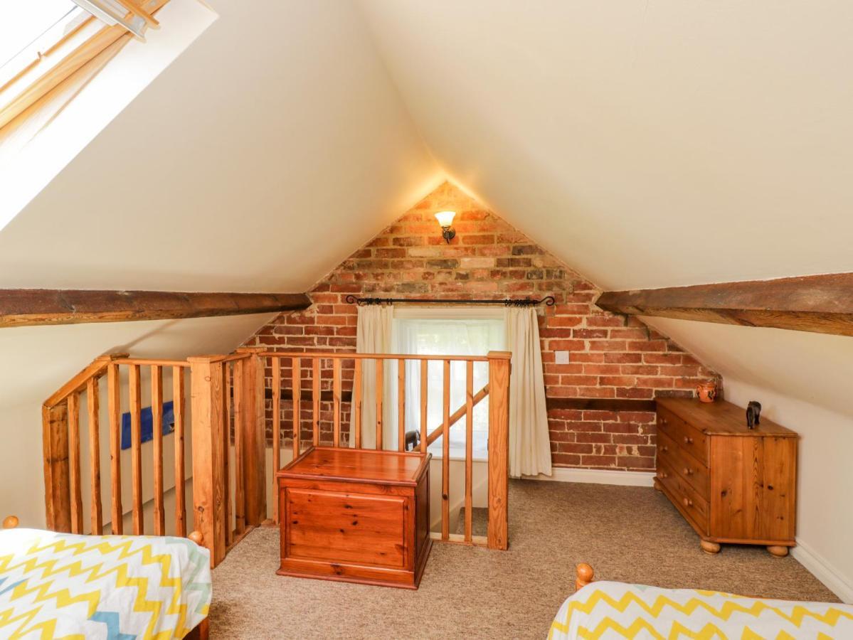 Parkfield Cottage Sturminster Marshall Экстерьер фото