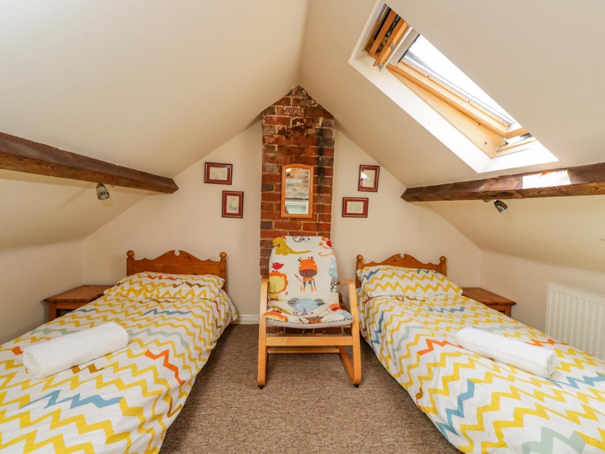 Parkfield Cottage Sturminster Marshall Экстерьер фото